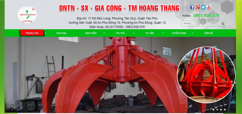 Xe khoan lỗ trồng cây